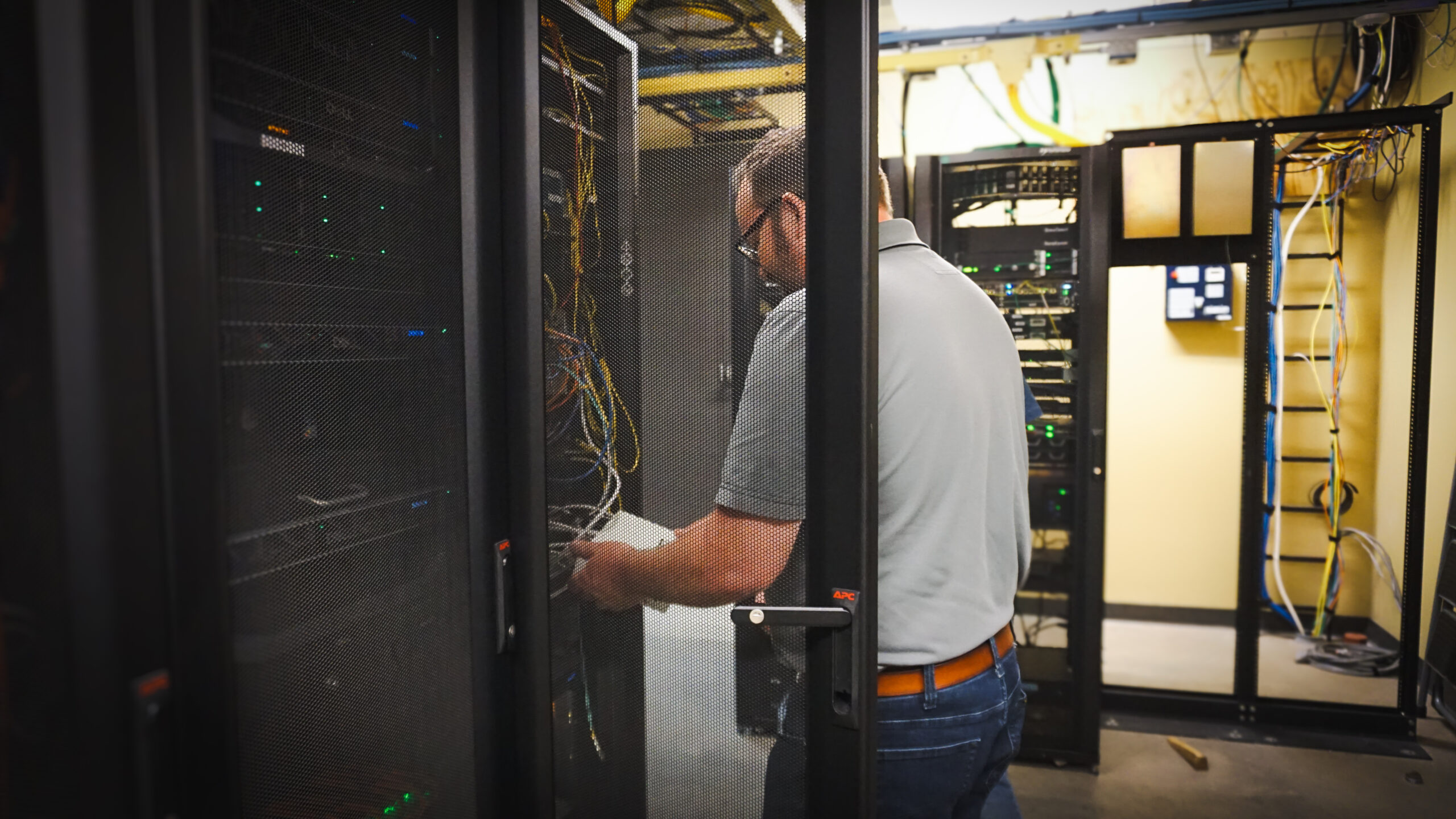 Factor worker in a server environment